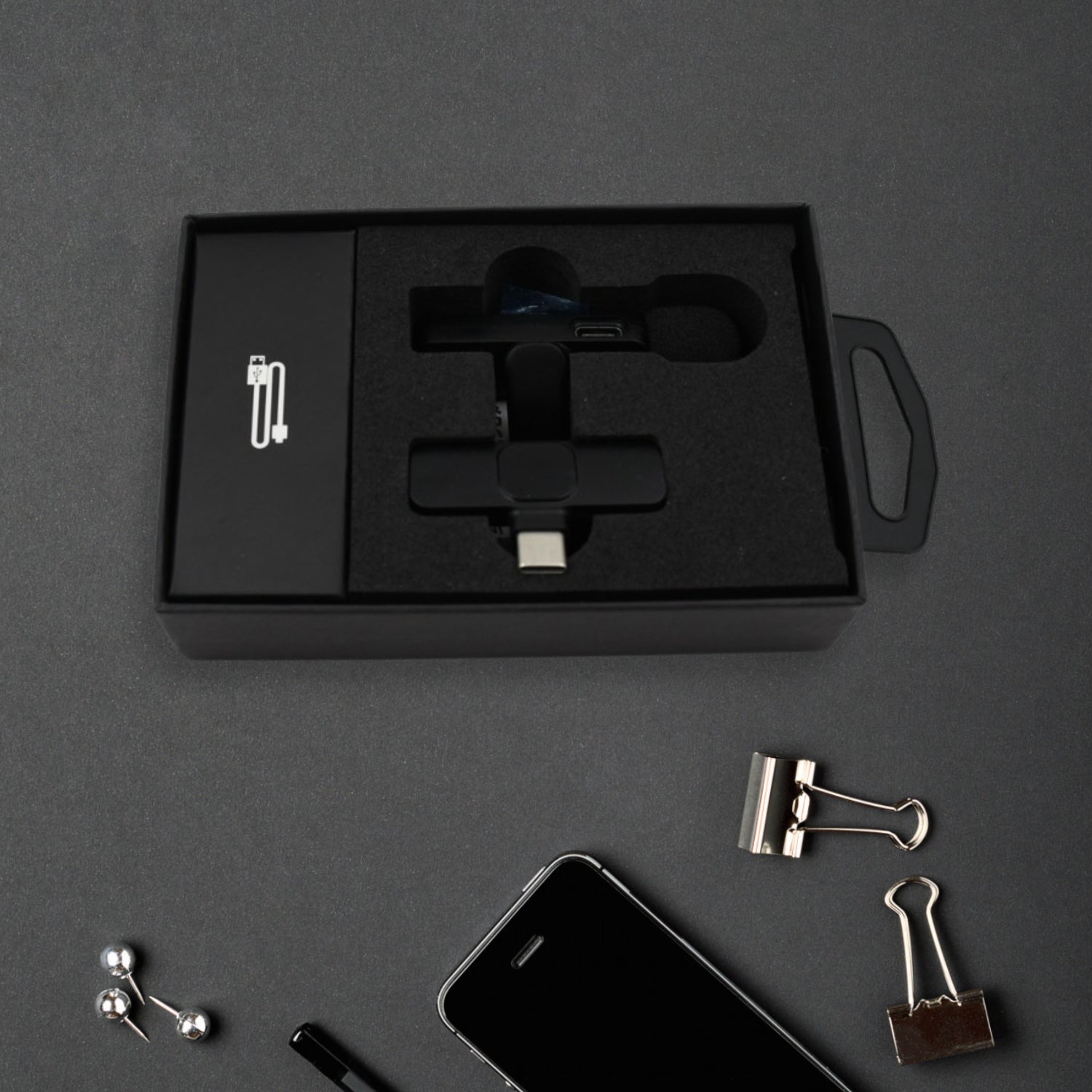 12639 Intelligent Noise Cancelling Live Streaming Clip on Microphone for Type-C & for iPhone with Charging Mini Wireless Lapel Collar Microphone 12639 Intelligent Noise Cancelling Live Streaming Clip on Microphone for Type-C & for iPhone with Charging Mini Wireless Lapel Collar Microphone